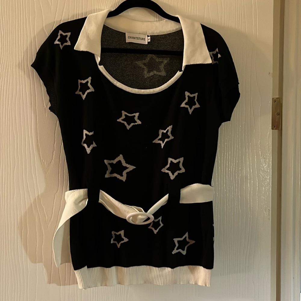 Oxknit women’s short sleeve sweater with belt